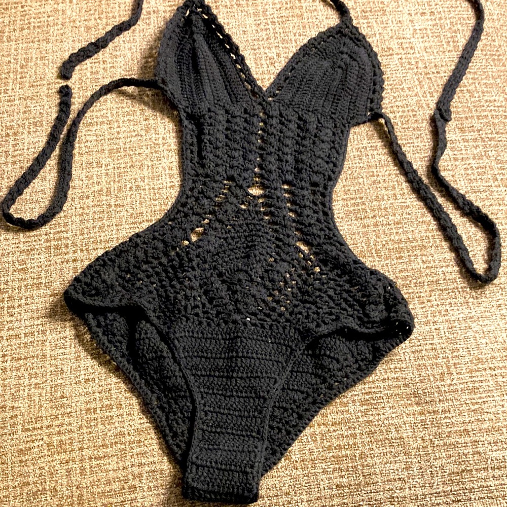 NWOT crochet one piece black Size S fashion Nova
